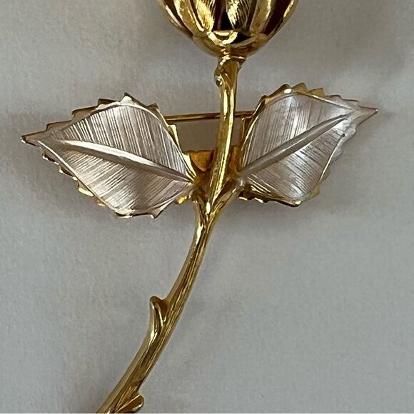 Vintage Two Tone Silver Gold Tone Rose Brooch - Picture 6 of 12